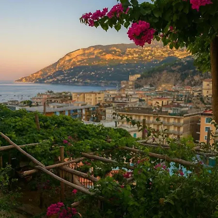 Apartment La Casetta - Breathtaking View & Total Relaxation *